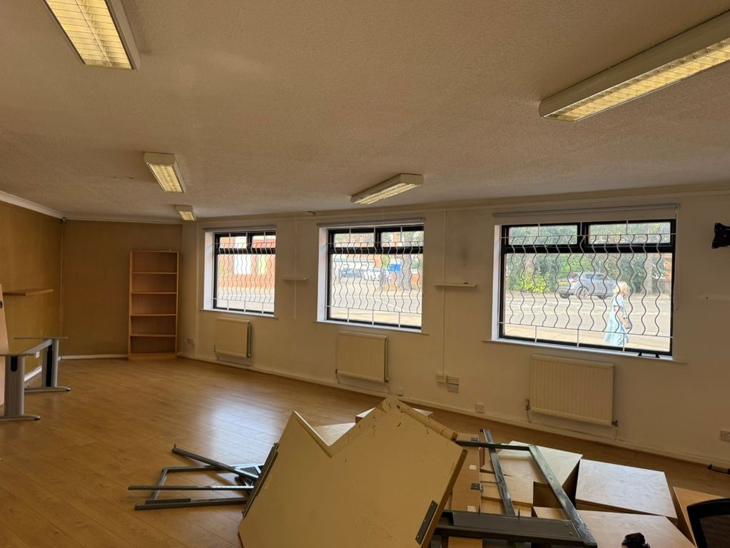 Property photo 3 of 4