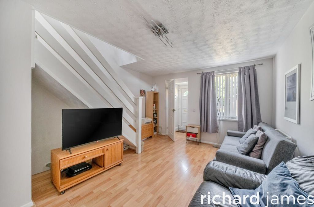 Property photo 2 of 12 388E08c141c44E74888E93c83Bda2203