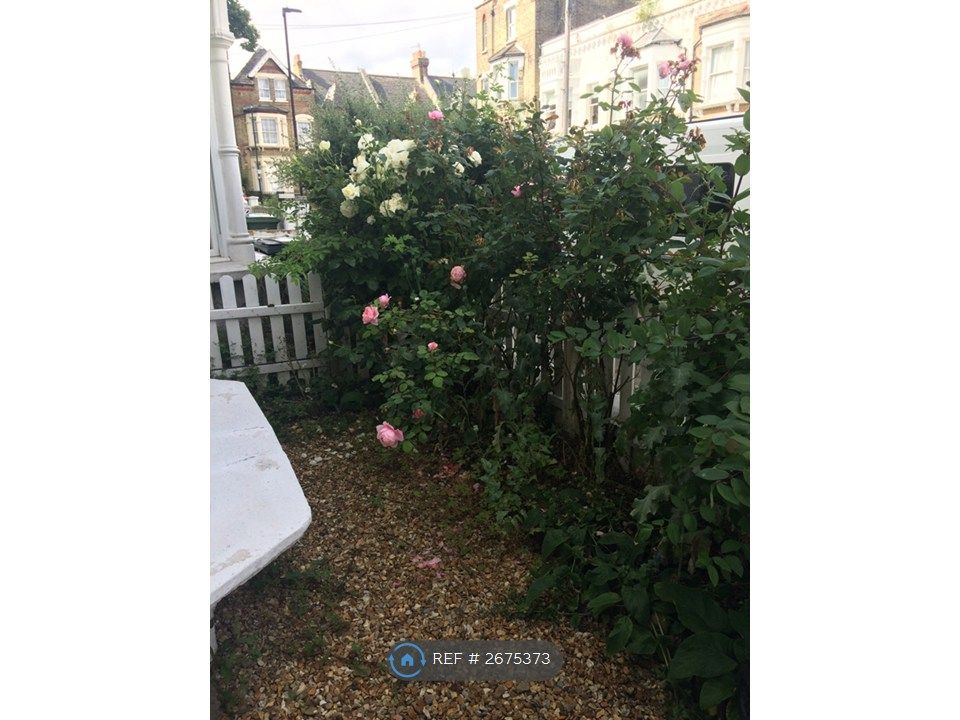 Property photo 2 of 8 Front Garden