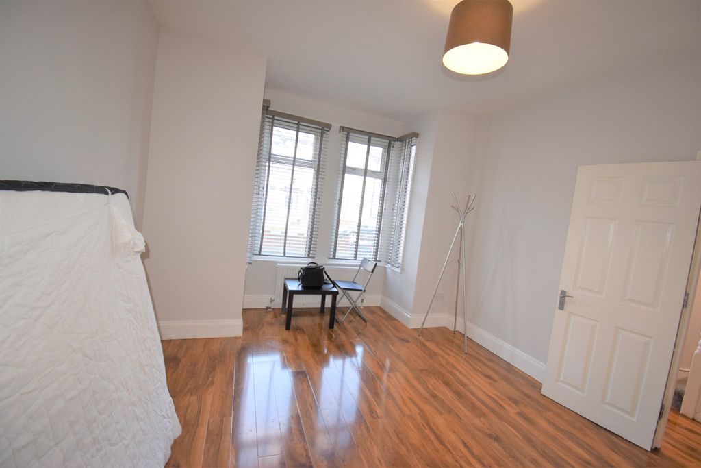 Property photo 3 of 15 Gallery