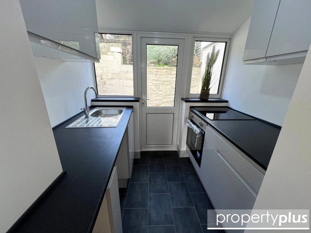 Property photo 2 of 10 Picture No. 07