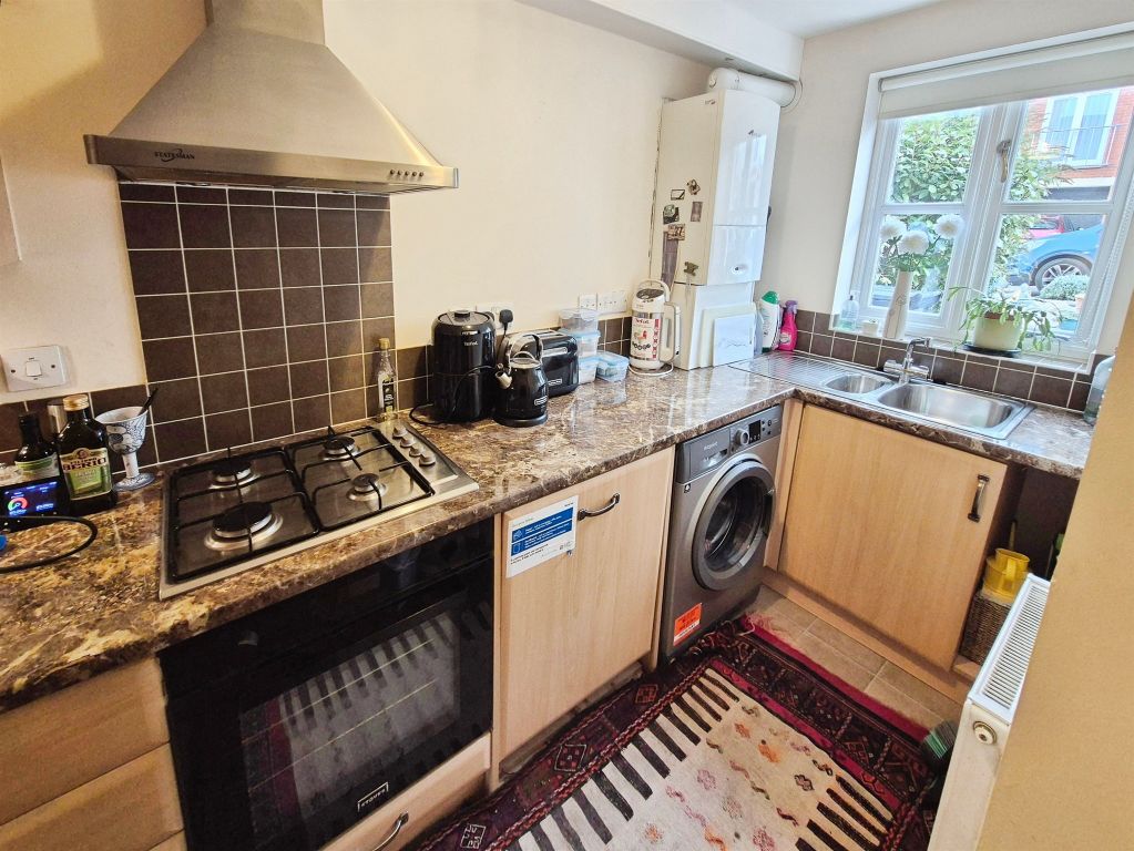 Property photo 3 of 14