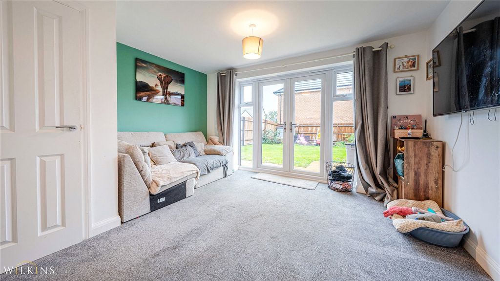 Property photo 3 of 26 Picture No. 06