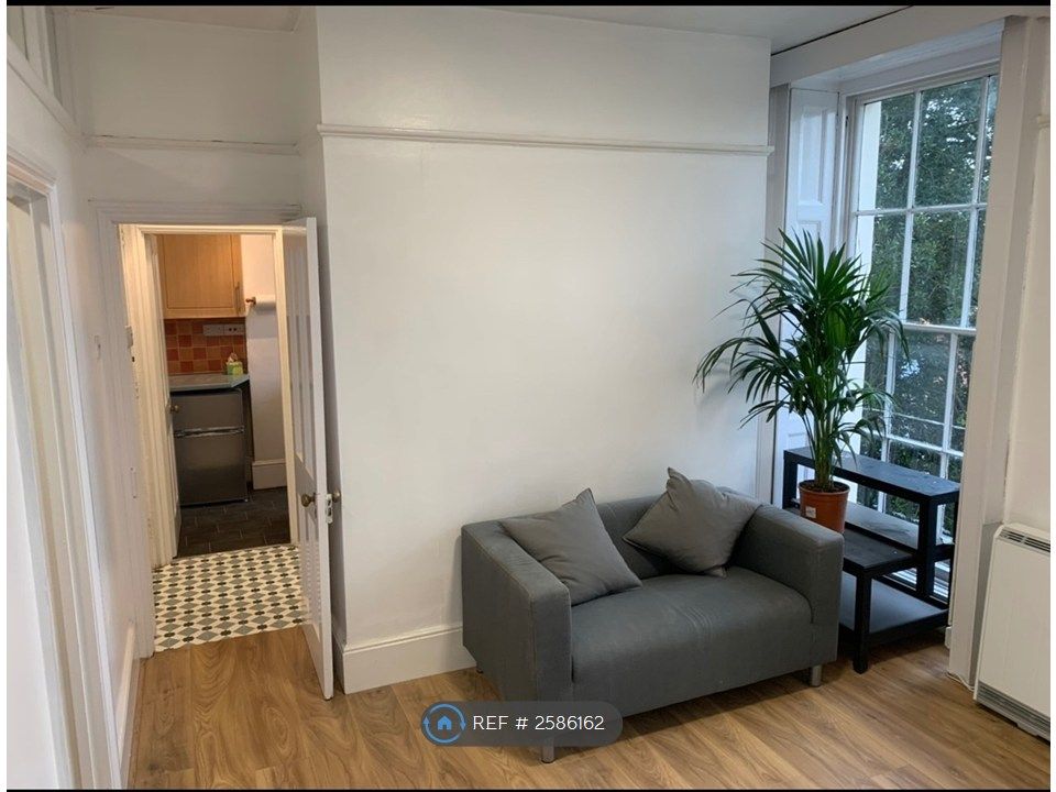 Property photo 2 of 4