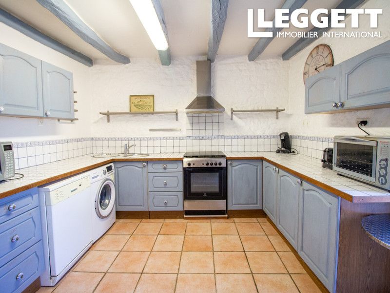 Property photo 2 of 10