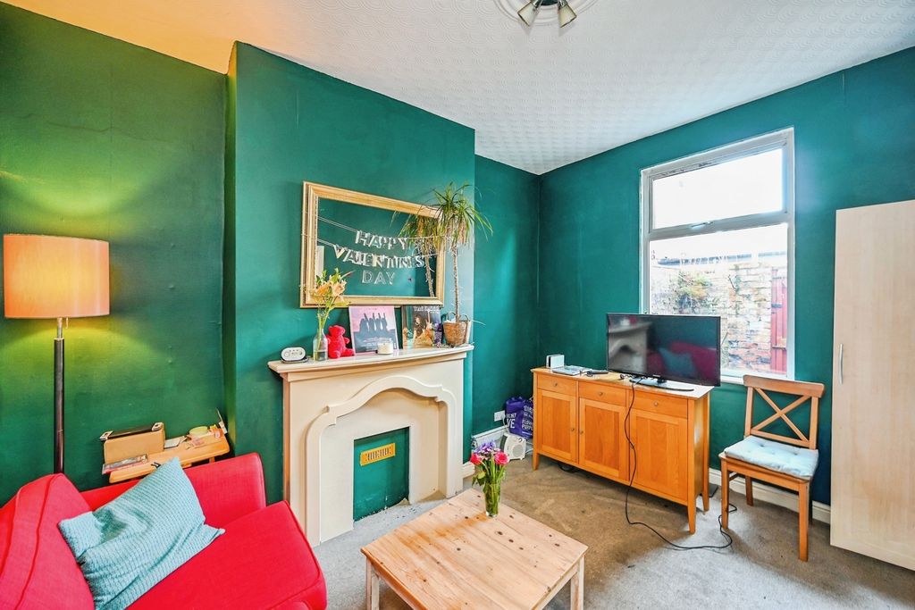 Property photo 2 of 9 Pbox-Img.Jpg