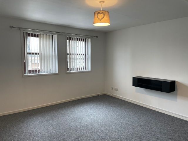 Property photo 2 of 8 Photo 2