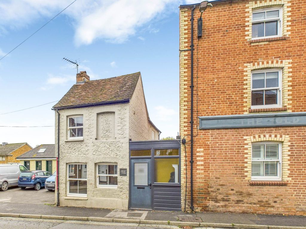 Property photo 2 of 12