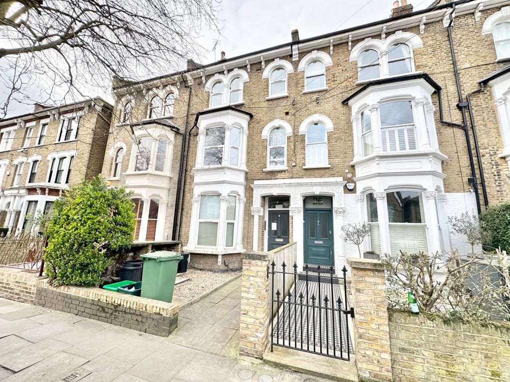 Property photo 2 of 9 Gallery