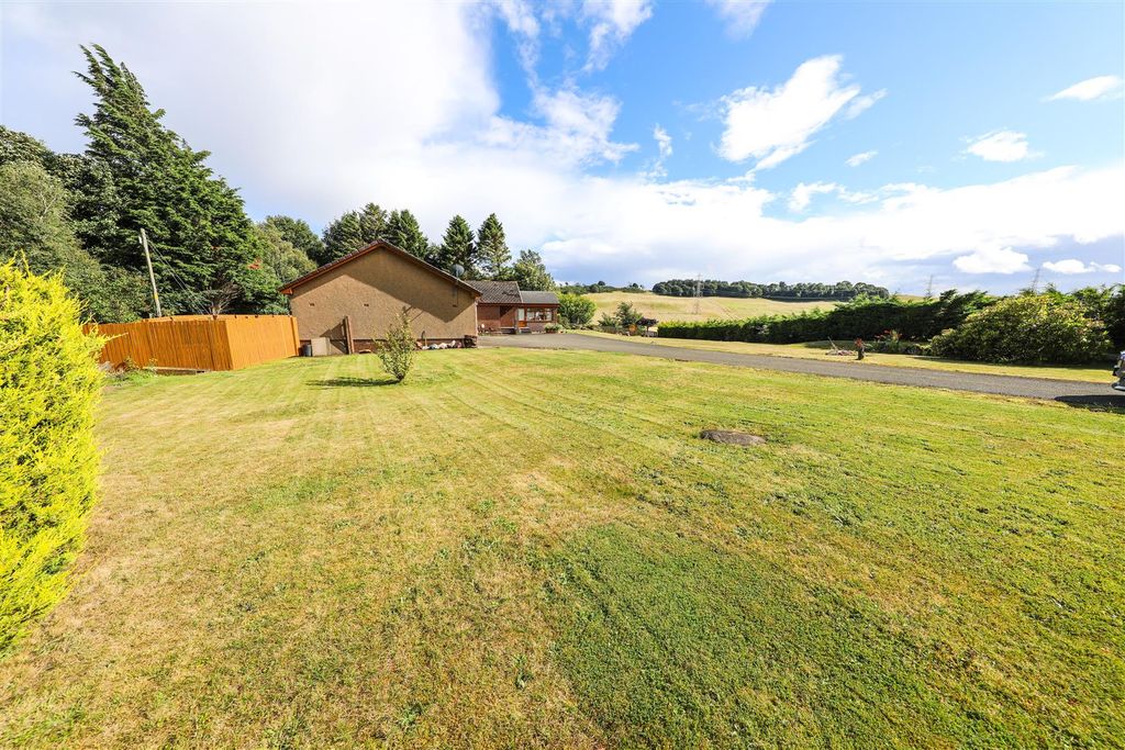 Property photo 3 of 39 c