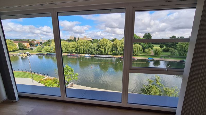 Property photo 3 of 10 Photo 3