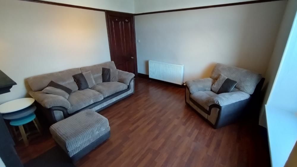 Property photo 2 of 6 Lounge