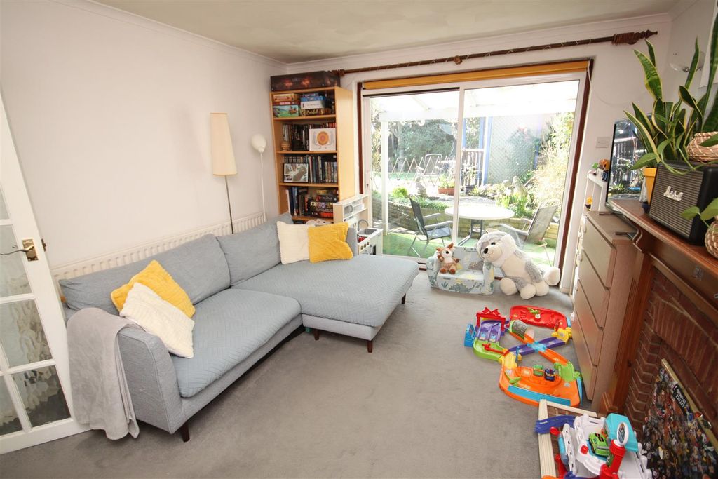 Property photo 3 of 10 Img_2645.Jpg