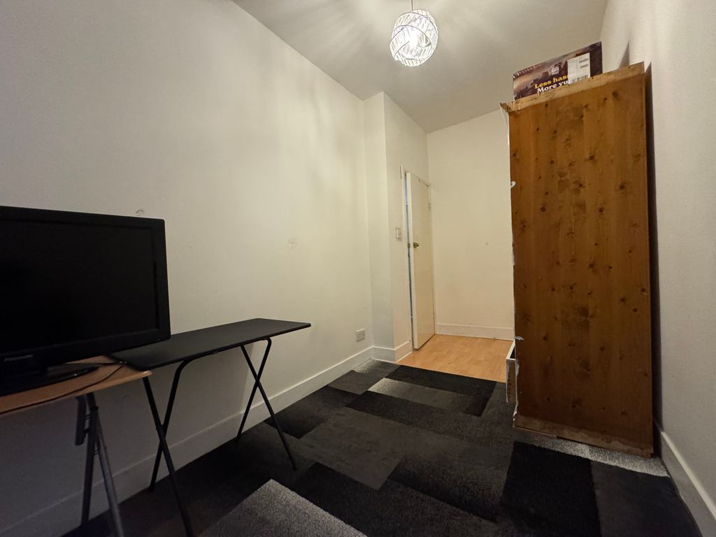 Property photo 3 of 6 Img_7363.Jpeg