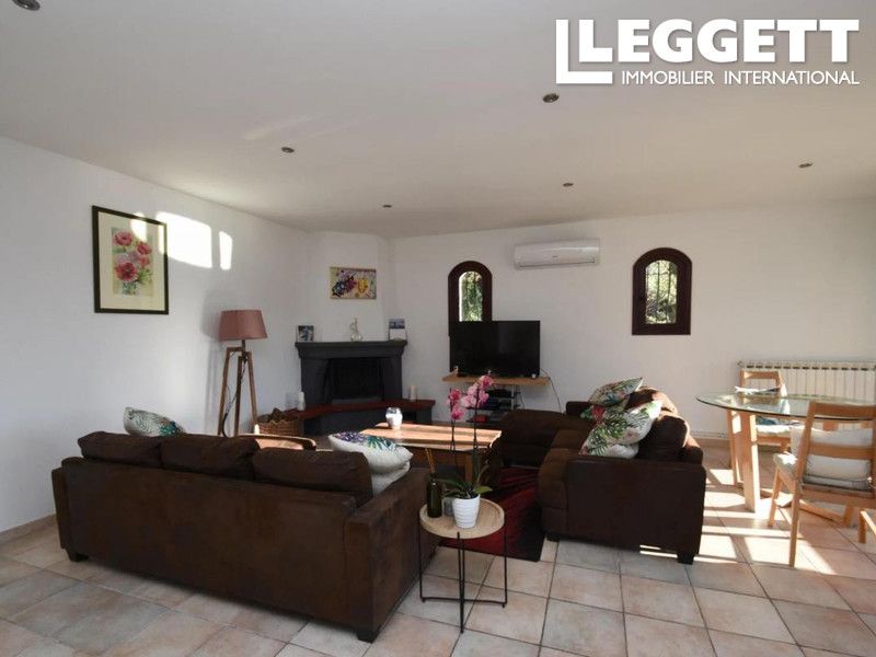 Property photo 3 of 10