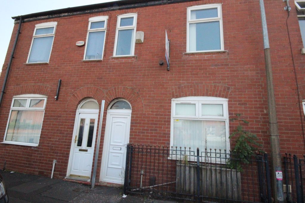 Property photo 1 of 7