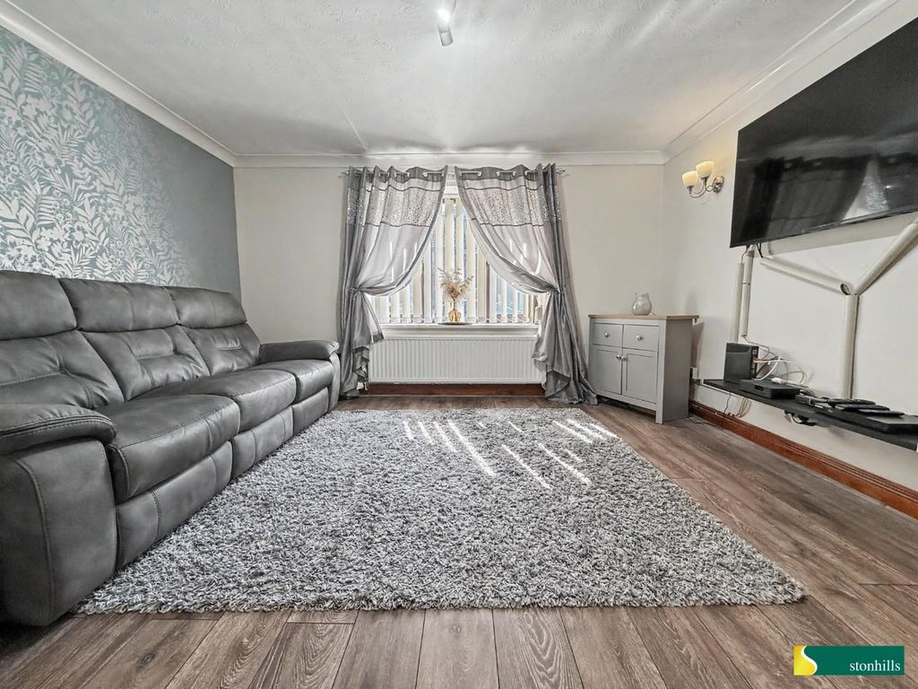 Property photo 3 of 11 8.Jpg