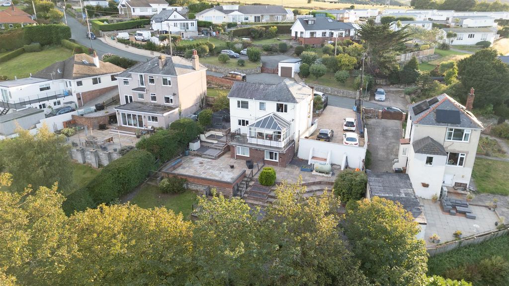 Property photo 1 of 37 Joanville Gwespyr, Holywell, CH8 9Js-4.Jpg