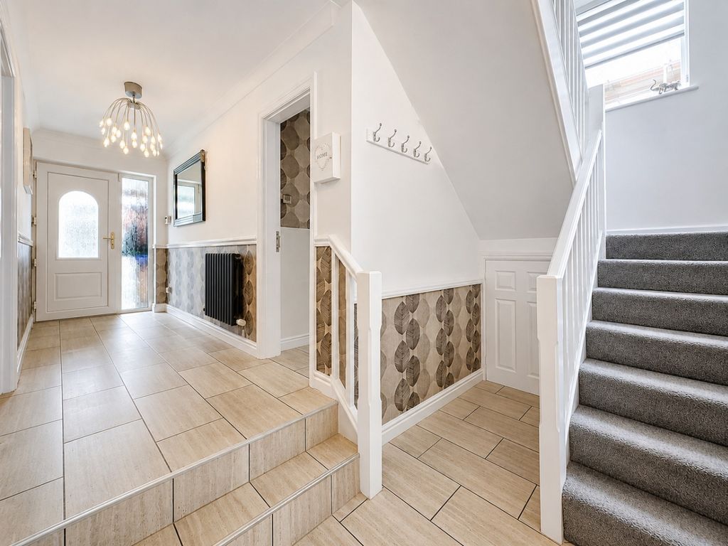 Property photo 3 of 30 4269573