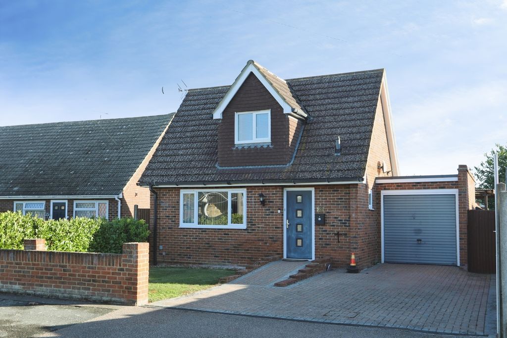Property photo 1 of 11 Pbox-Img.Jpg