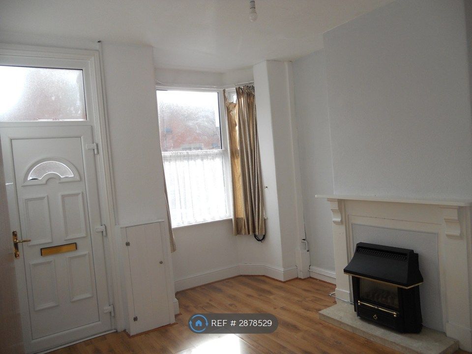 Property photo 2 of 20