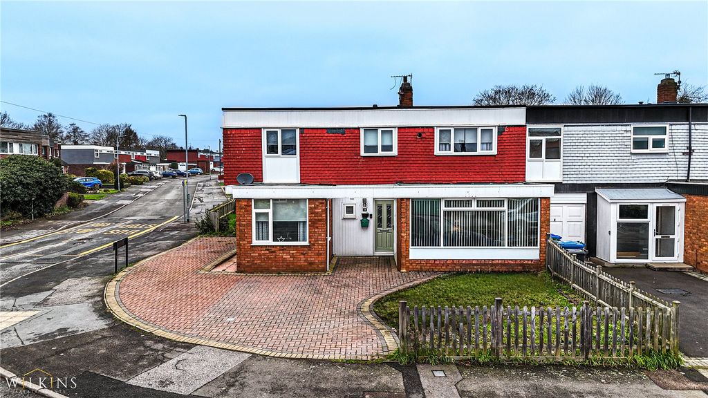 Property photo 1 of 32 Picture No. 31