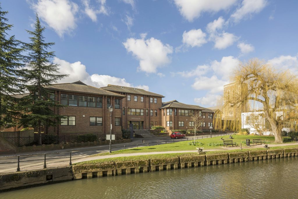 Property photo 3 of 10 Hays_008.Jpg