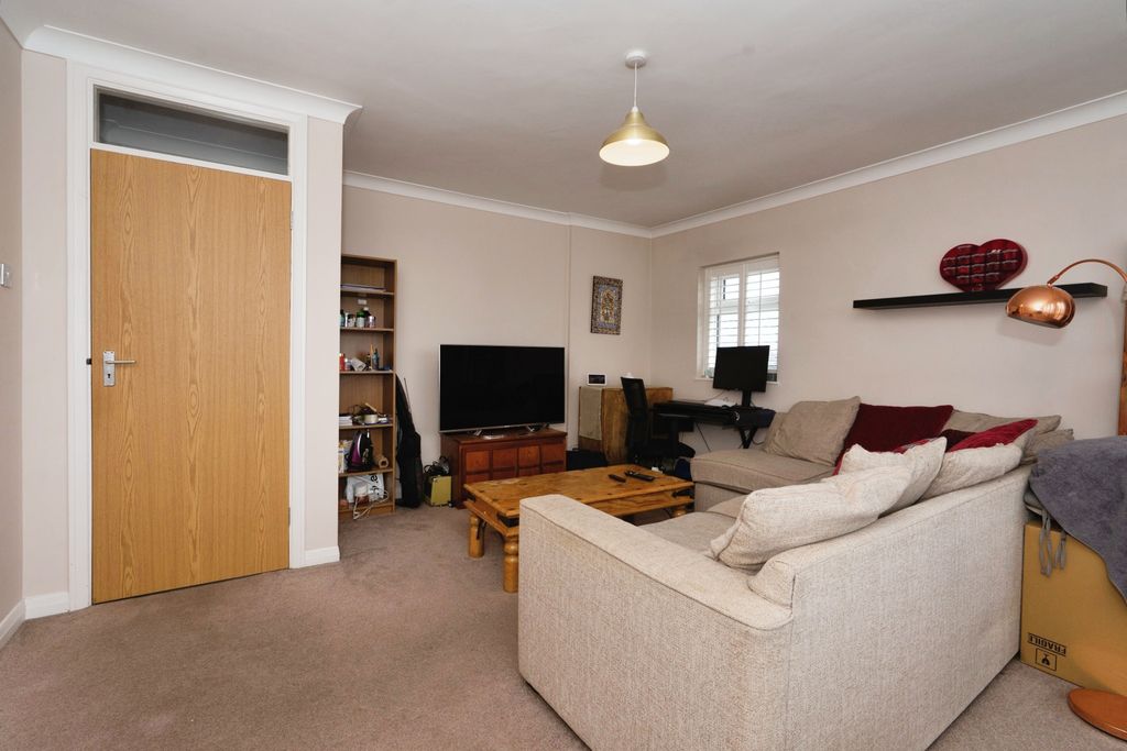 Property photo 3 of 11 Photography