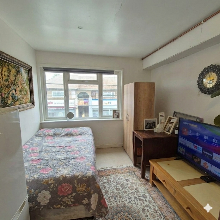 Property photo 1 of 2