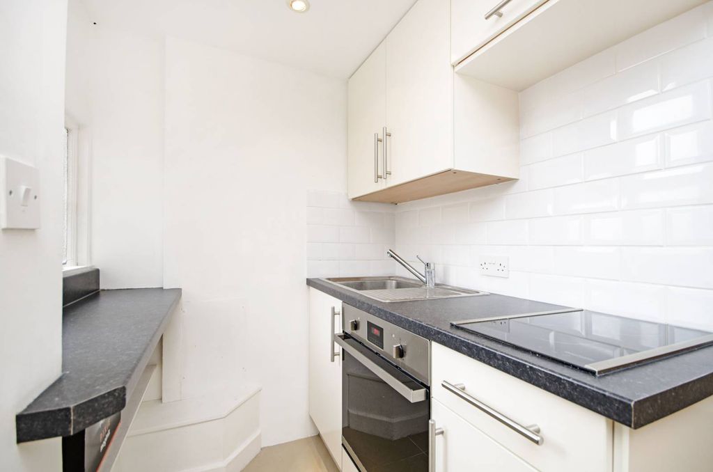 Property photo 1 of 4