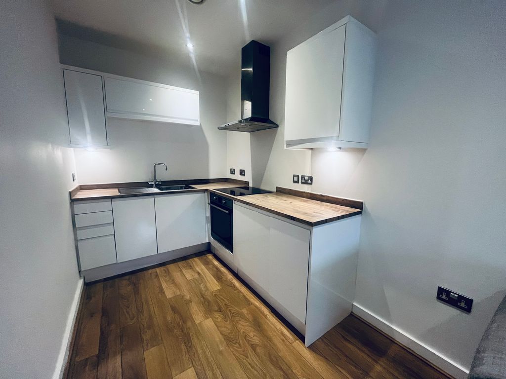 Property photo 3 of 5 Kitchen