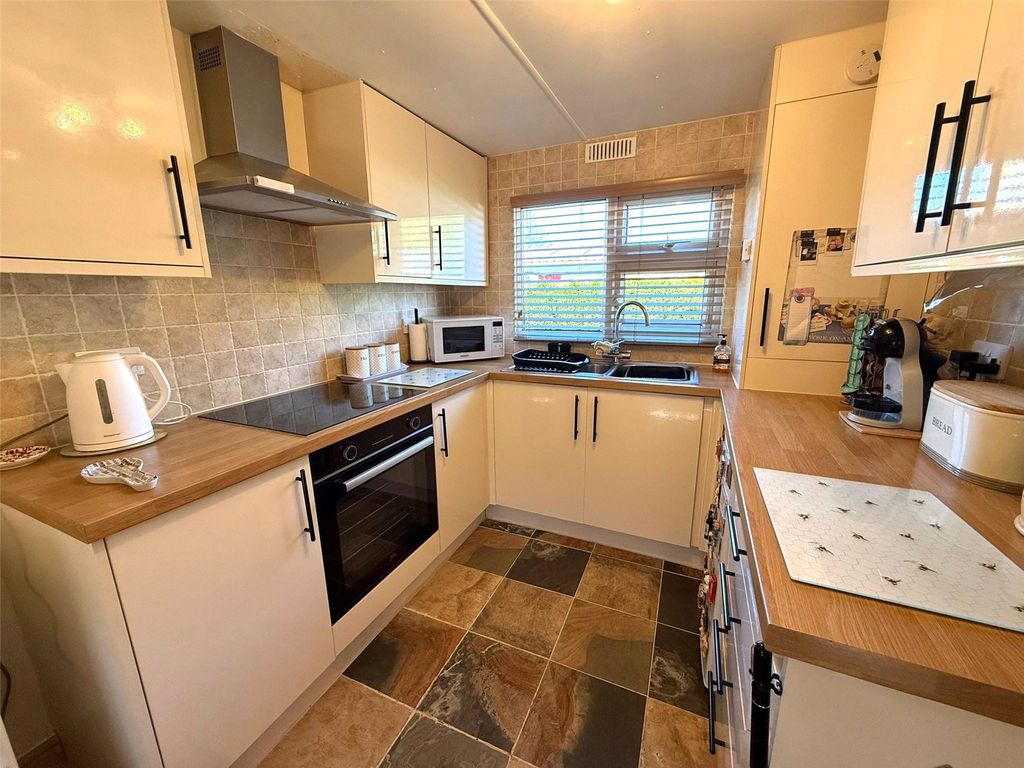 Property photo 3 of 13 Picture No. 04