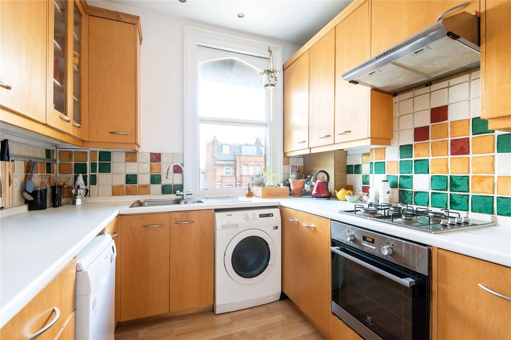 Property photo 2 of 13 Picture No. 39