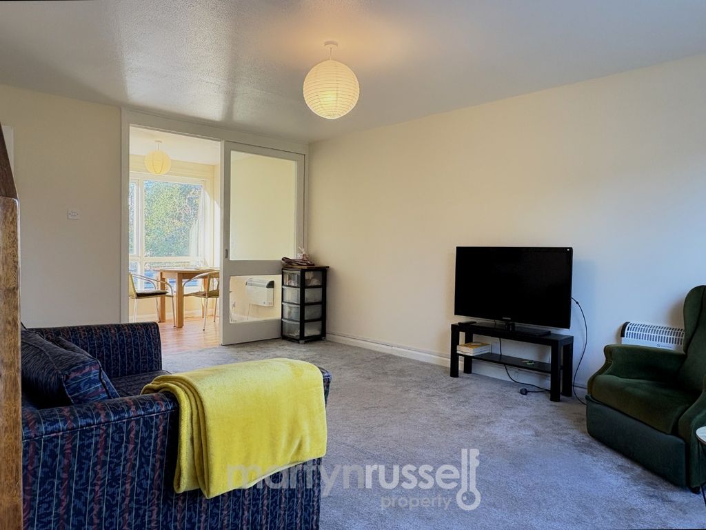 Property photo 3 of 9 4691356