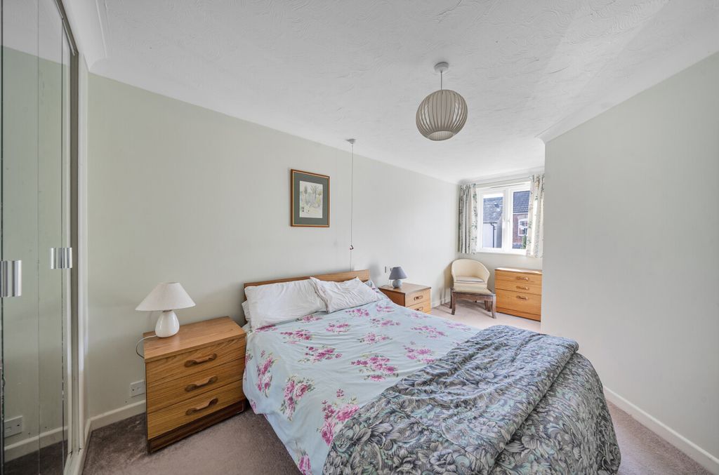 Property photo 3 of 16 1293325-7-6827970...
