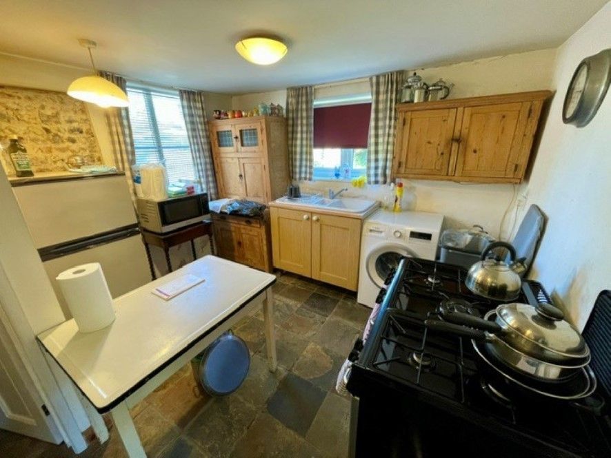 Property photo 3 of 14