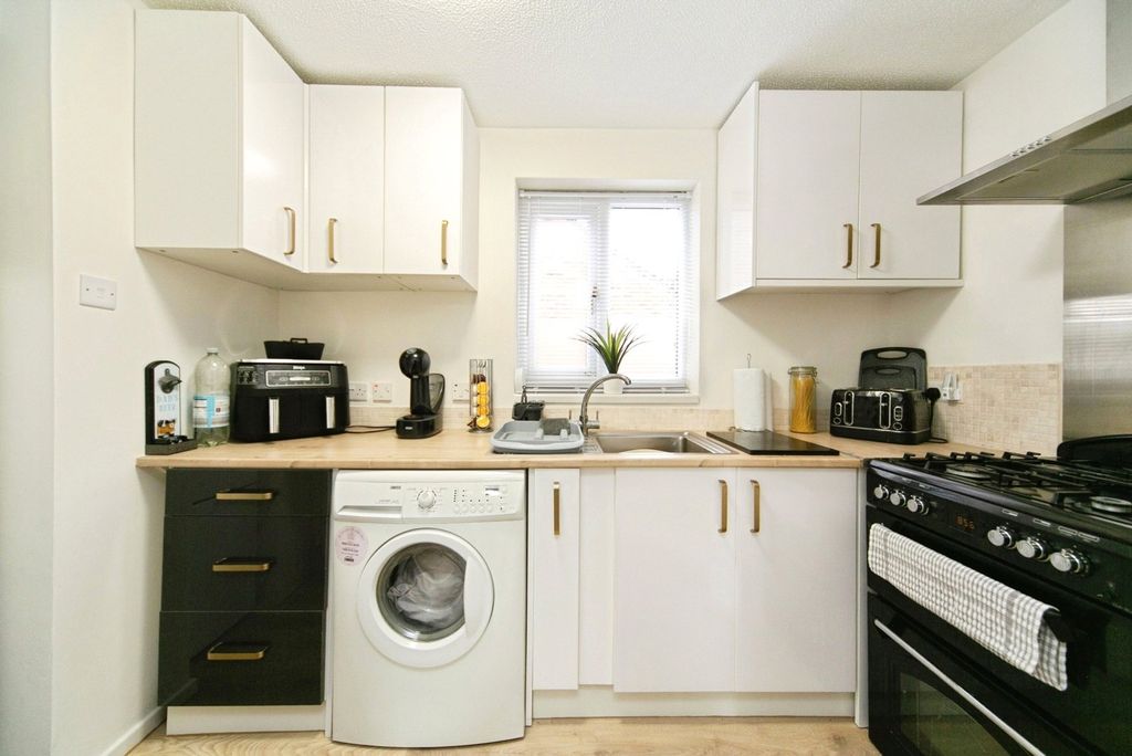 Property photo 2 of 10 Picture No. 07
