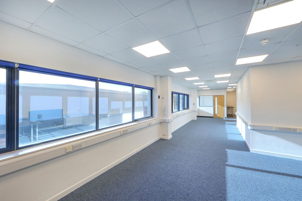 Property photo 3 of 6 Waterglade3.Jpg