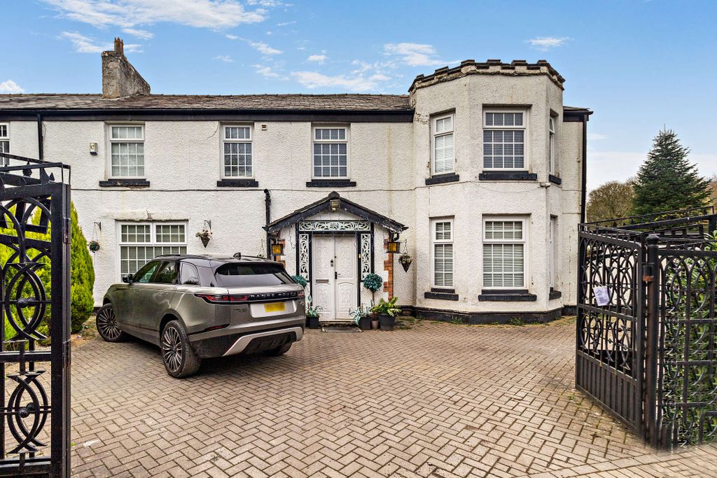 Property photo 1 of 31