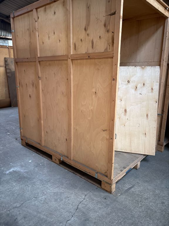 Property photo 1 of 2