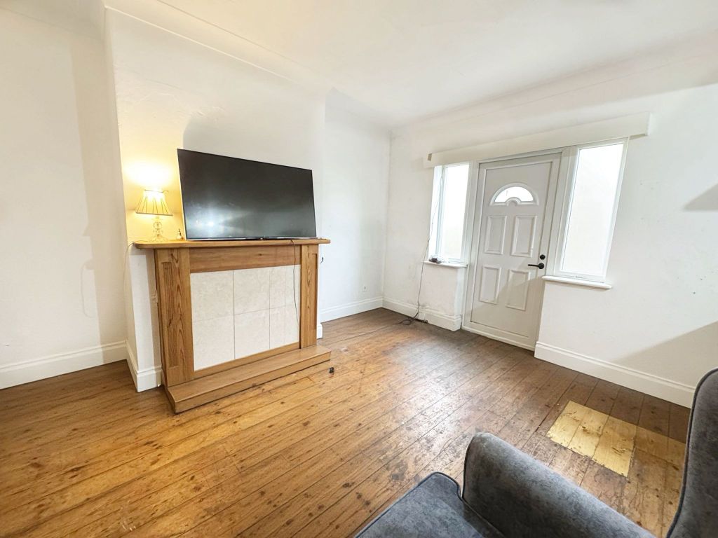 Property photo 2 of 6