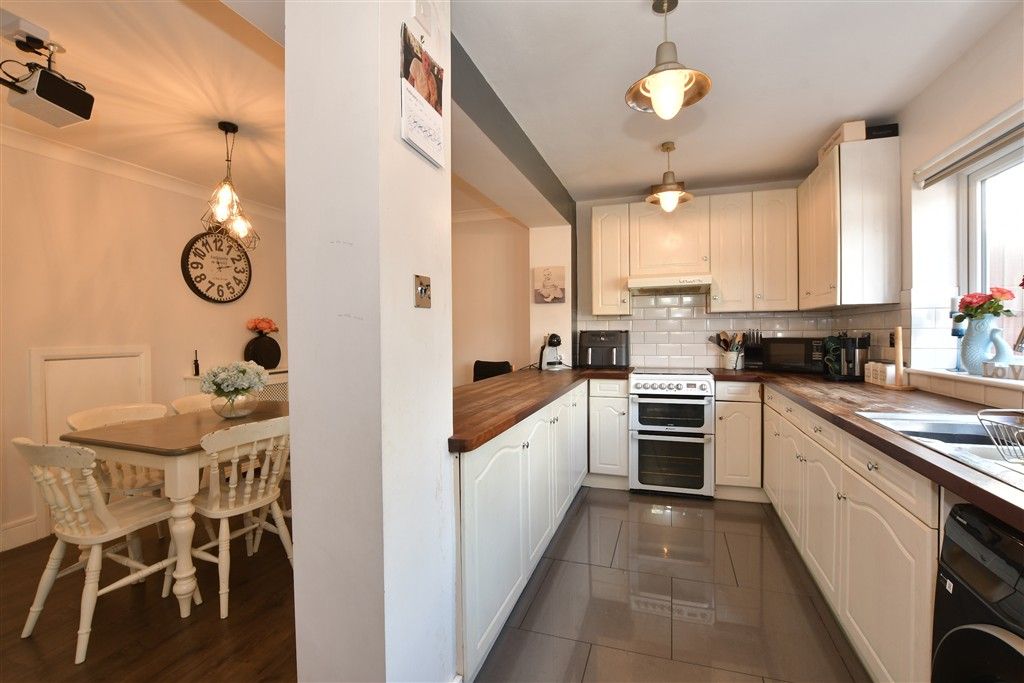 Property photo 1 of 15 Kitchen