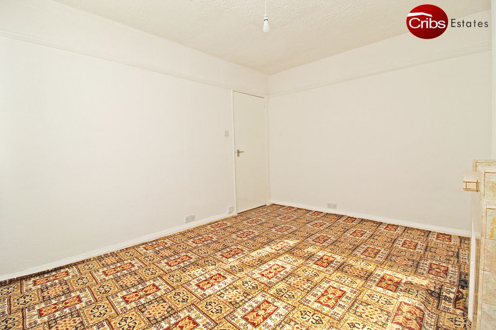 Property photo 2 of 7 Gallery