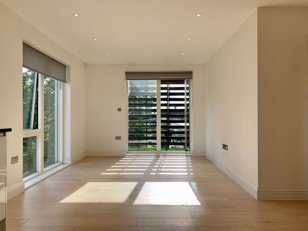 Property photo 2 of 8 Living Room