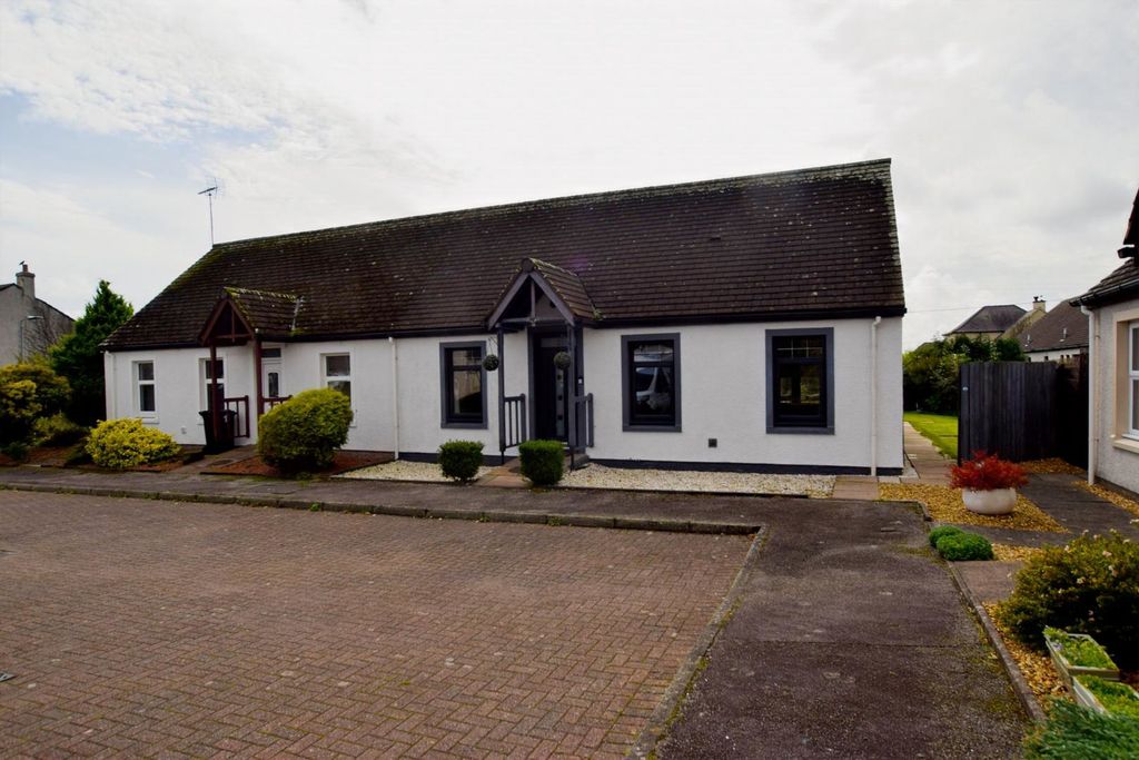 Property photo 1 of 33
