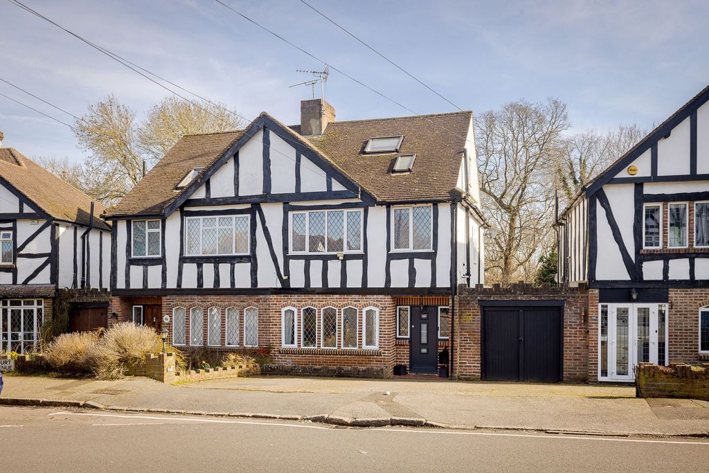 Property photo 1 of 19