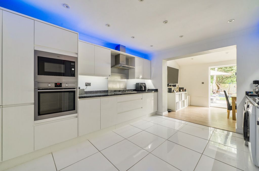 Property photo 2 of 19 1476702-20-6A341A...
