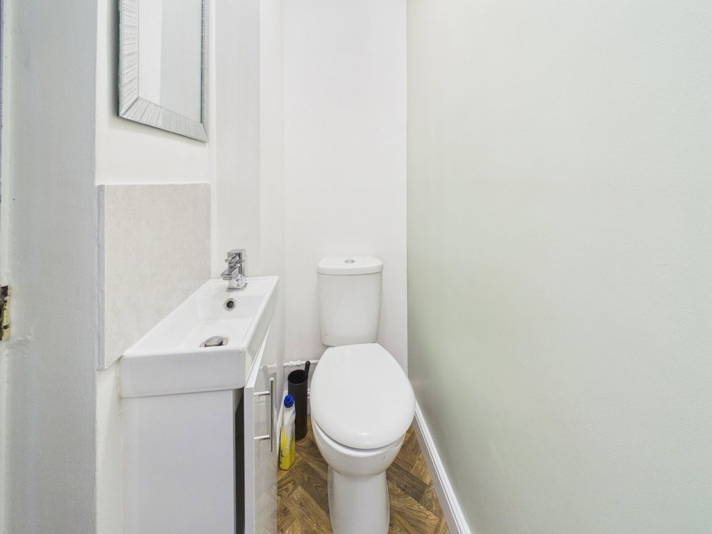 Property photo 3 of 40