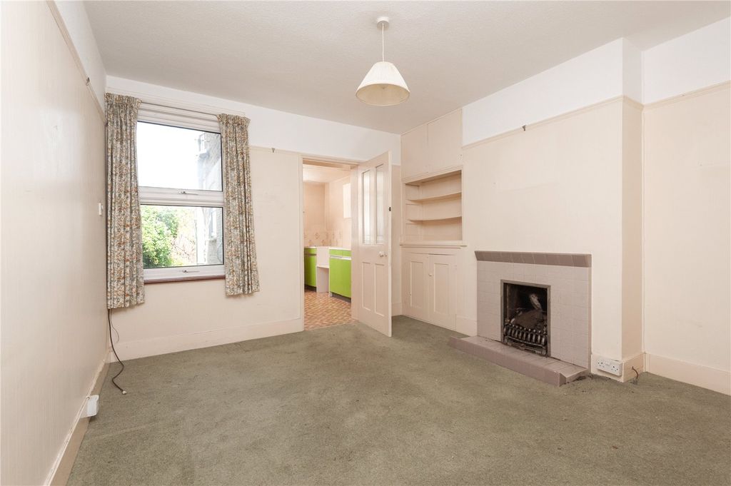 Property photo 2 of 18 Picture No. 05