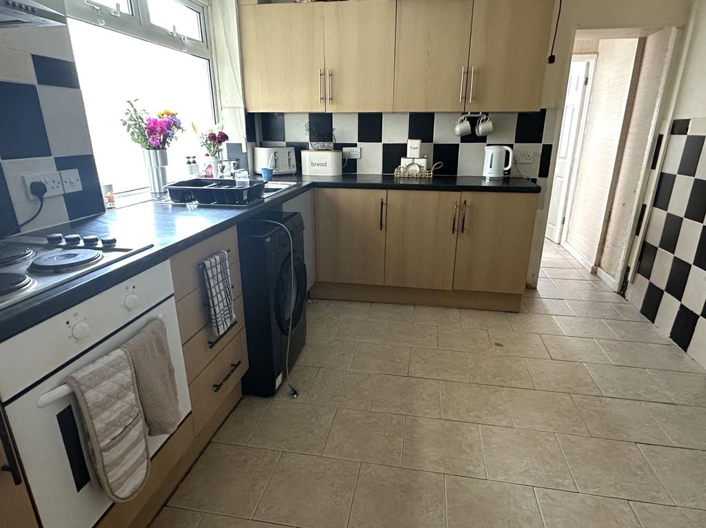 Property photo 3 of 10 Not Specified